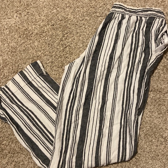 Striped Linen Pants - Picture 2 of 4